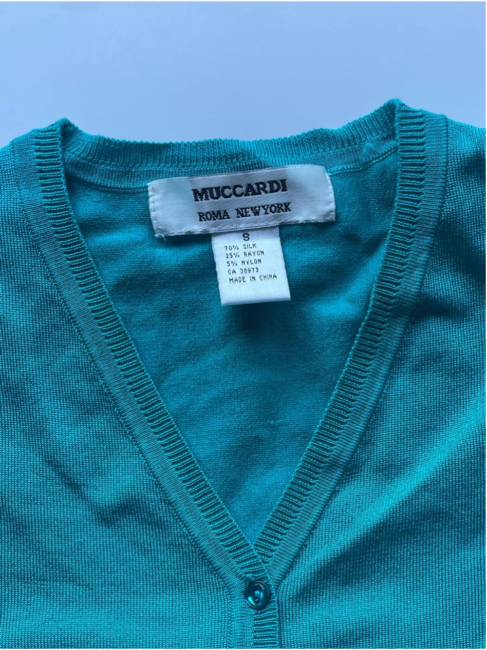 Muccardi Silk sweater Teal Cardigan Size 8 Button Front Lightweight Luxury Layer - Picture 6 of 8